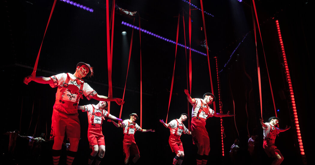 ‘Harmony,’ Barry Manilow’s Passion Project, to Close on Broadway