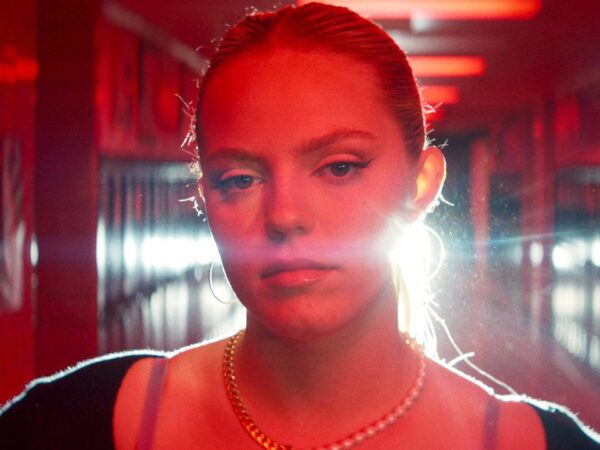 Hear Reneé Rapp Sing ‘Meet the Plastics’