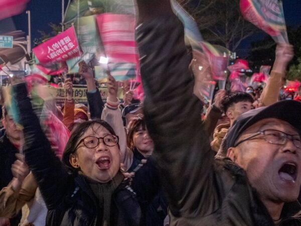 In Taiwan, Voters Choose President as China Tensions Loom