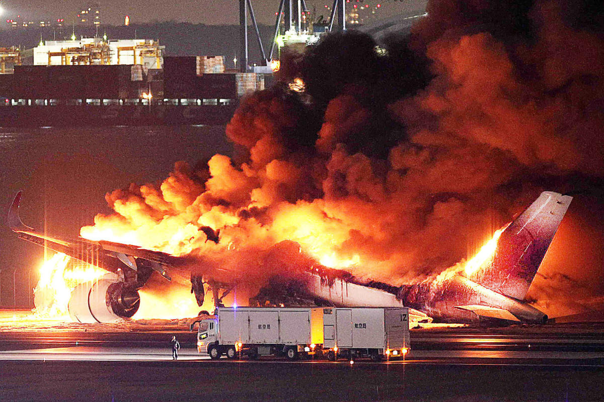 Inside the chaos on the Japan Airlines flight after the Tokyo crash that left 5 dead
