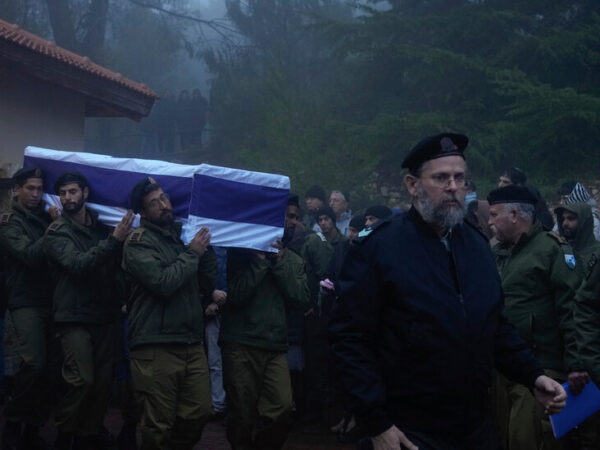 Israeli Soldiers Clearing Buffer Zone in Gaza Die in Blast