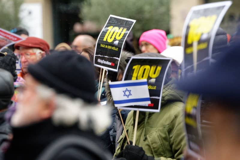 Israelis strike to mark 100 days of Gaza war Israelis strike to mark 100 days of Gaza war