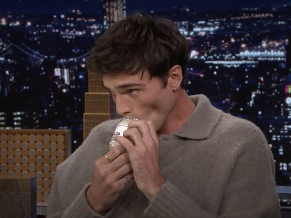 Jacob Elordi Smells His ‘Bathwater’ Candle and Has the Perfect ‘Saltburn’ Reaction