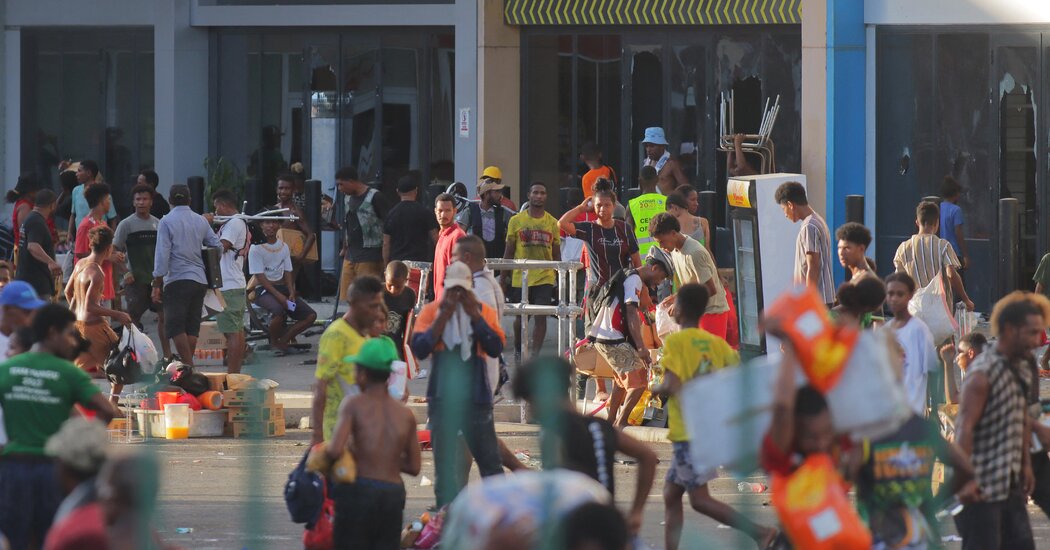Papua New Guinea Declares State of Emergency After Riots, Looting Papua New Guinea Declares State of Emergency After Riots, Looting