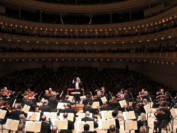 The Cleveland Orchestra Says a Lot, but Only Through Music