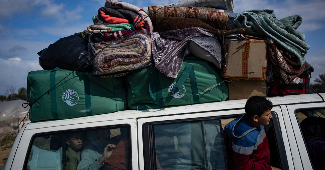 U.N. Shelter in Gaza’s Khan Younis Is Struck, Killing at Least 9 U.N. Shelter in Gaza’s Khan Younis Is Struck, Killing at Least 9