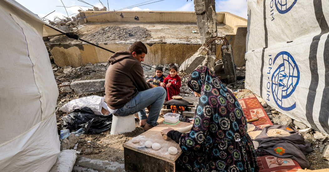 What Happens When There Is No Food: Experts Say Severe Malnutrition Could Set in Swiftly in Gaza What Happens When There Is No Food: Experts Say Severe Malnutrition Could Set in Swiftly in Gaza