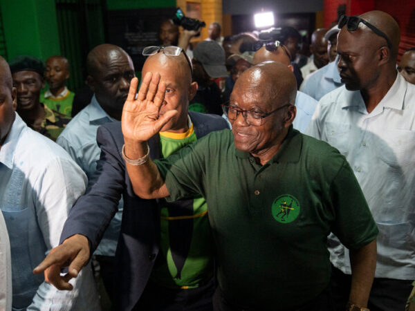Zuma’s Enduring Appeal Threatens His Old Allies’ Hold on South Africa