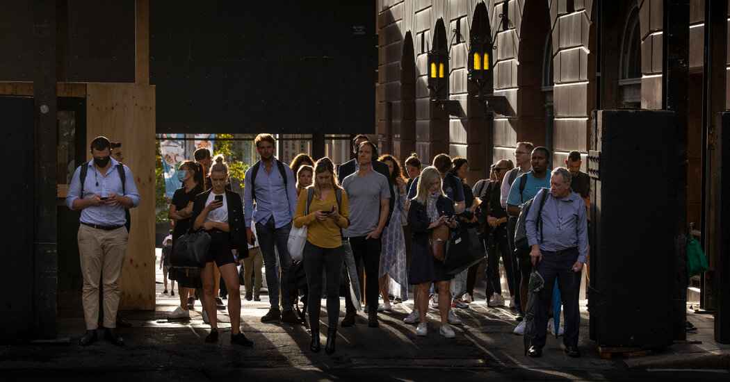 Australia Introduces the ‘Right To Disconnect’ For Workers Australia Introduces the ‘Right To Disconnect’ For Workers