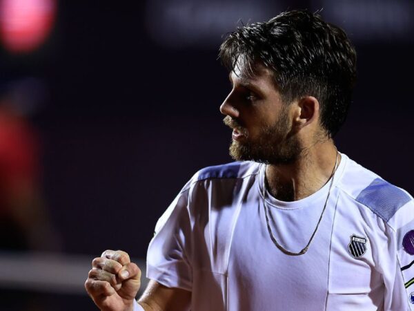 Cameron Norrie reaches Rio Open semifinals with three-set win