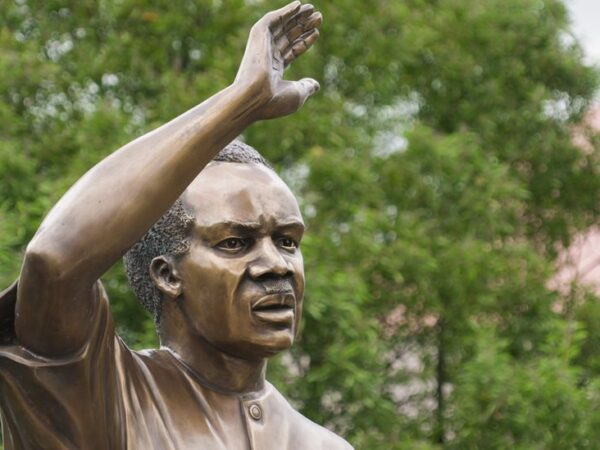 Former Tanzanian leader honoured by African Union statue
