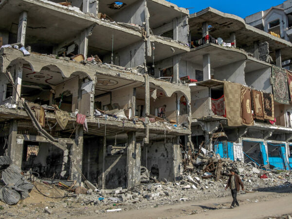 Israel-Hamas War Live Updates: Mixed Signals Emerge from Cease-Fire Talks