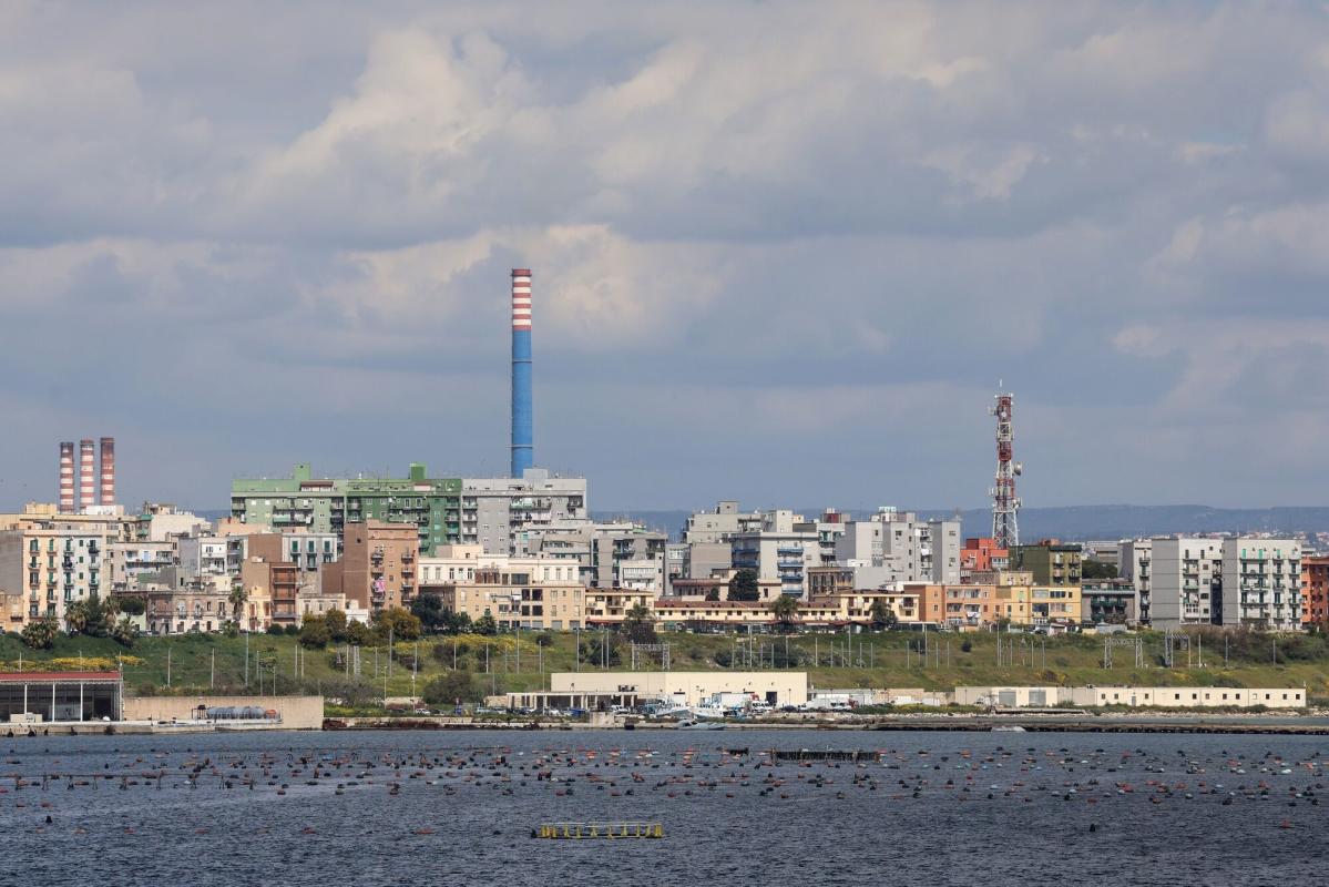 Italy Sounds Out Ukrainian, Indian Investors to Rescue Steel Plant