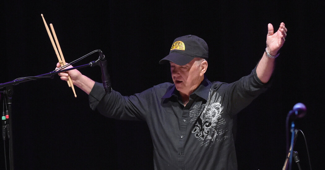 Jimmy Van Eaton, Purveyor of the Sun Records Beat, Dies at 86