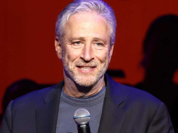 Jon Stewart Returns to ‘Daily Show’ Nearly 9 Years After Leaving