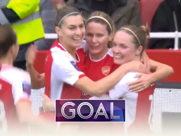Lacasse header doubles Arsenal's lead!