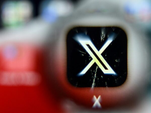 Musk’s X feeds monetization of wartime misinformation