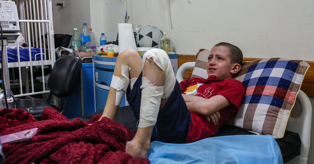 Portraits of Gazans and the Destruction of the Israel-Hamas War