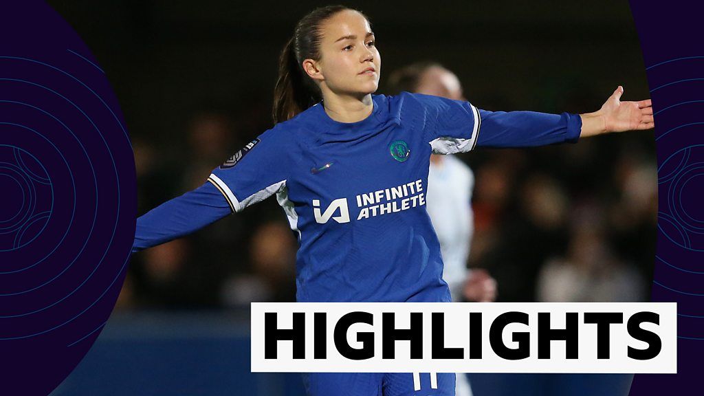 Reiten scores two controversial penalties as Chelsea beat Everton Reiten scores two controversial penalties as Chelsea beat Everton