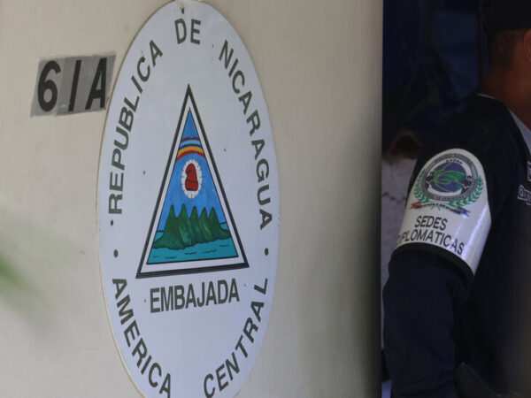 Ricardo Martinelli Vows to Run for President of Panama From Nicaraguan Embassy