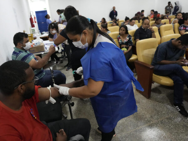 Rio de Janeiro has declared a dengue health emergency days before Carnival is due to start