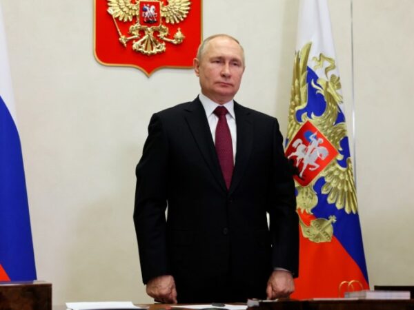 Russia may double forces on NATO borders, Estonia warns