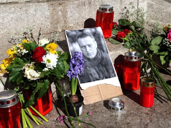 Russian Authorities Threaten to Bury Navalny on Prison Grounds, Aides Say