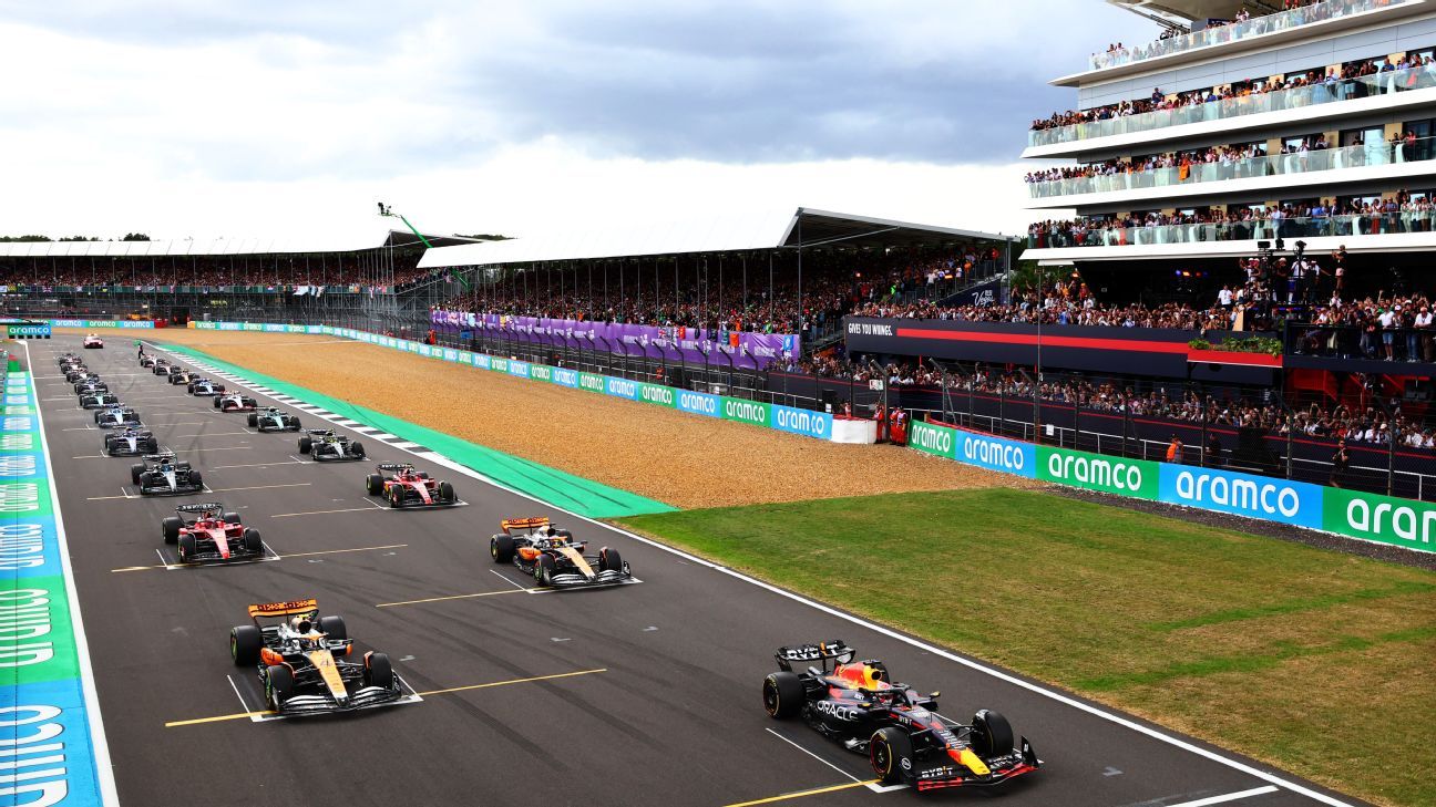 Silverstone signs 10-year deal with Formula to host British GP Silverstone signs 10-year deal with Formula to host British GP