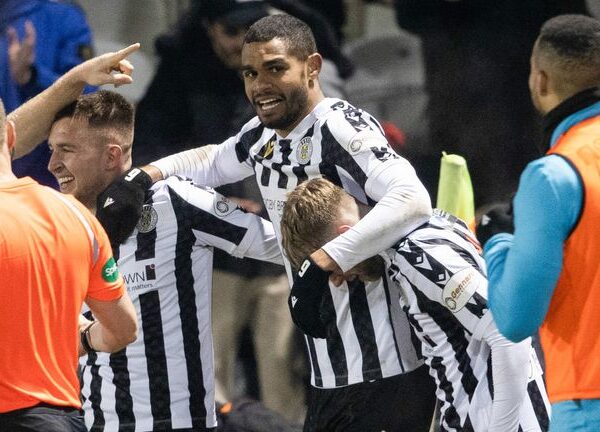 St Mirren 2 – 0 Dundee