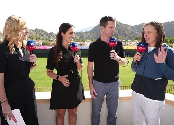Carlos Alcaraz: Spaniard stung on the forehead during his Indian Wells semi-final against Alexander Zverev | Tennis News