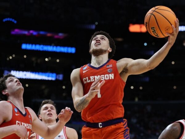 How to Watch the Clemson vs. Alabama Elite 8 Game Online: Start Time and NCAA Tournament Livestream