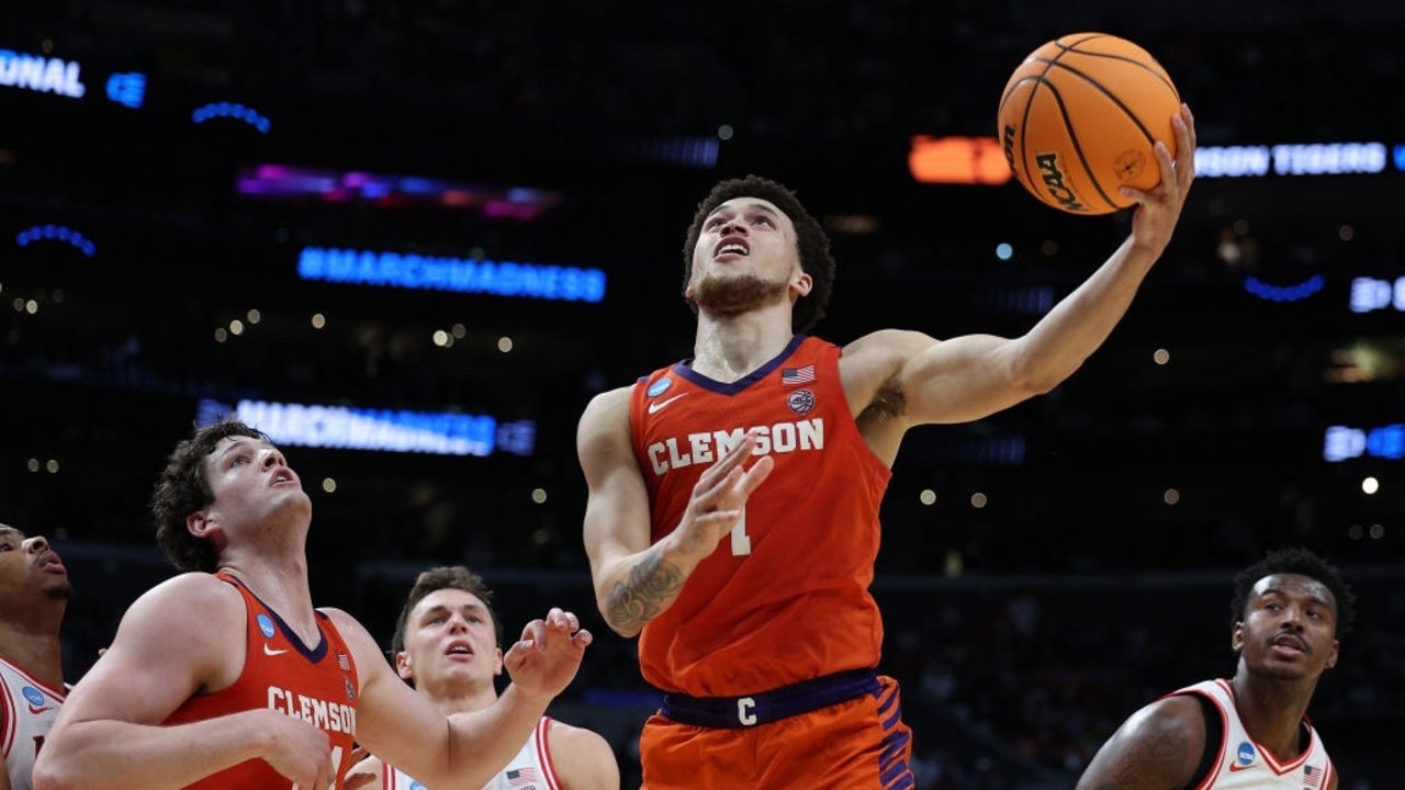 Clemson vs. Alabama Livestream: How to Watch the Men’s NCAA March Madness Elite 8 Game Online