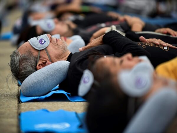 Collective siesta in Mexico City aims to promote the right to sleep