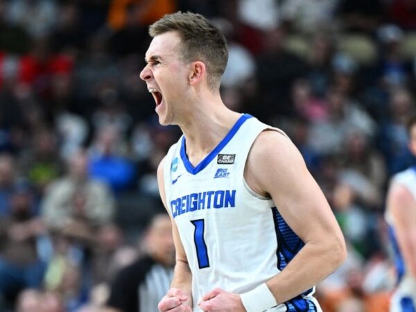Creighton vs. Tennessee Livestream: How to Watch the NCAA March Madness Sweet 16 Game Online