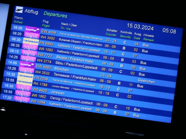 German airport strikes lead to hundreds of cancelled flights