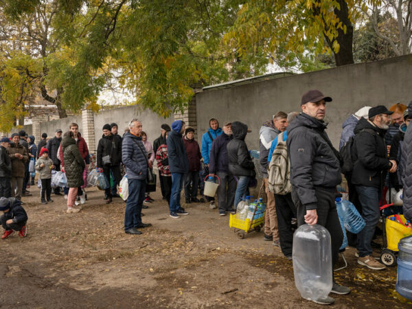 I.C.C. Issues Arrest Warrants for 2 Russian Officers in Ukraine