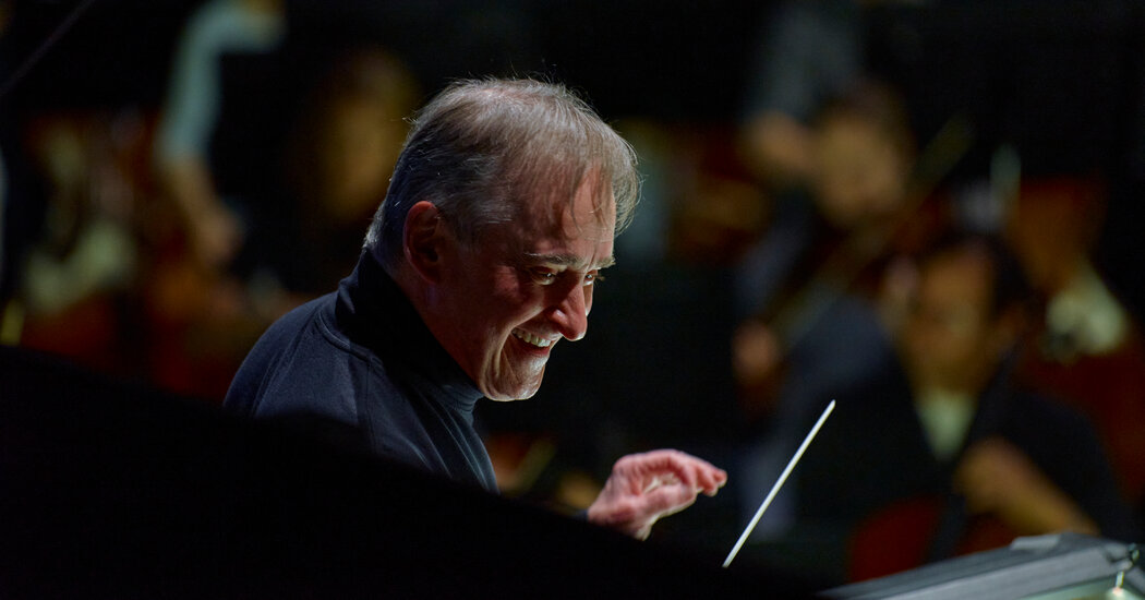 James Conlon to Step Down as Music Director of Los Angeles Opera