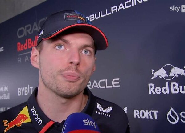 Max Verstappen’s F1 future: Lewis Hamilton suspects triple champion on Mercedes’ ‘list’ but doubts 2025 move | F1 News Max Verstappen’s F1 future: Lewis Hamilton suspects triple champion on Mercedes’ ‘list’ but doubts 2025 move | F1 News