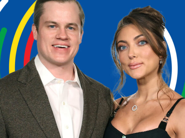 Popcast (Deluxe): Is TikTok Done? 4 Crises Holding the App Back