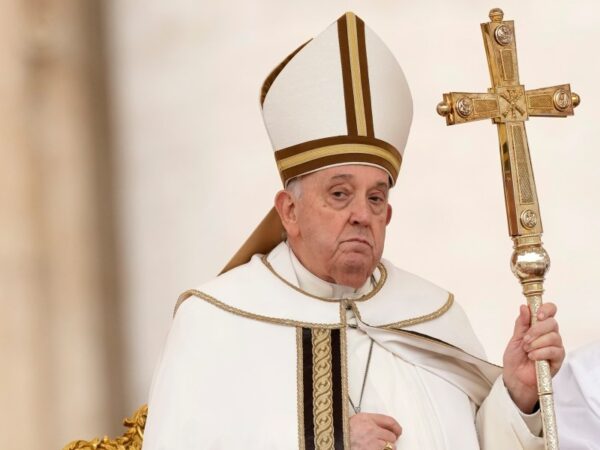Pope Francis makes appeal for peace in Gaza in Easter message