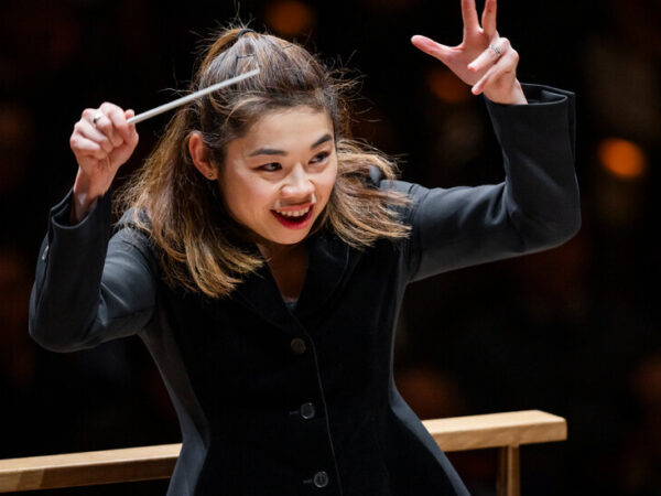 Review: Two Electric Debuts at the New York Philharmonic