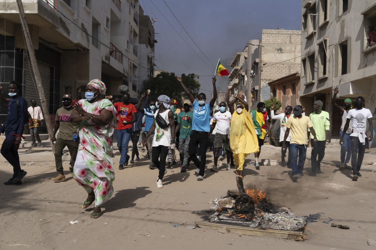 Senegal’s presidential candidates kick off campaigns after violent protests over a delay of the vote Senegal’s presidential candidates kick off campaigns after violent protests over a delay of the vote