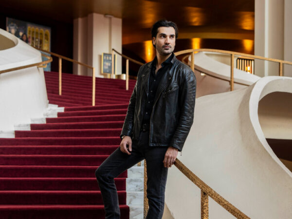 The American Tenor Jonathan Tetelman, a Puccini Specialist, Arrives at the Met