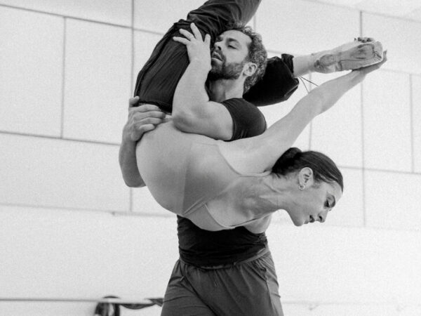 “The White Feather” Looks at the Birth and Death of Ballet in Iran