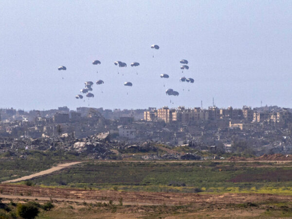 U.S. Conducts 2d Airdrop but Will Not Use Troops on the Ground in Gaza Aid Effort