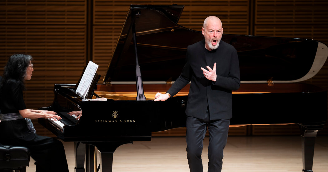 ‘Winterreise’ Review: Hiding a Roiling Grief ‘Winterreise’ Review: Hiding a Roiling Grief