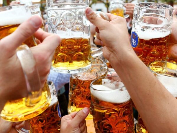 Bavaria mulls cannabis-free Oktoberfest beer party