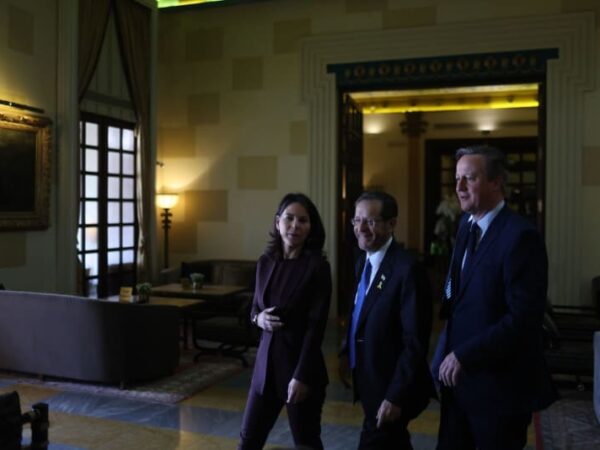 German and British foreign ministers meet Israeli President Herzog