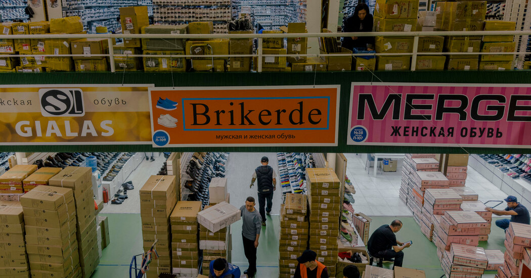 In Moscow Attack, a Handful of Suspects but a Million Tajiks Under Suspicion