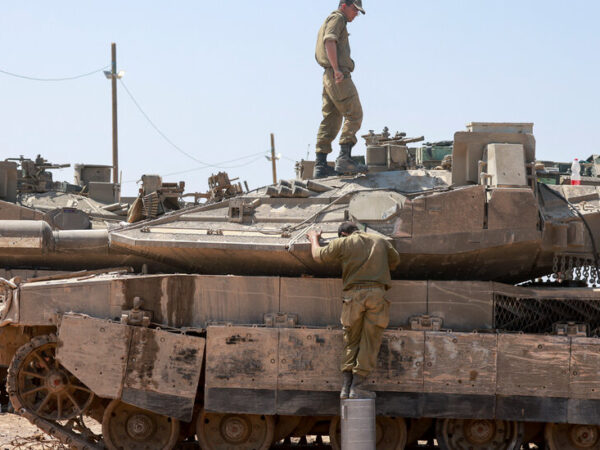 Israel Weighs Response to Iran Attack, With Each Choice a Risk